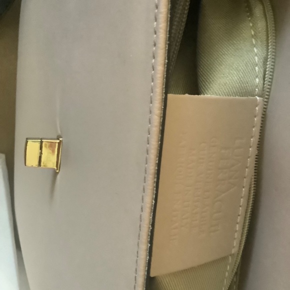 New Luana Ferracuti Leather Handbags - Picture 6 of 6